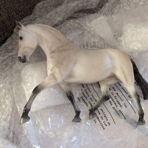 Breyer Braided Mane Rowan